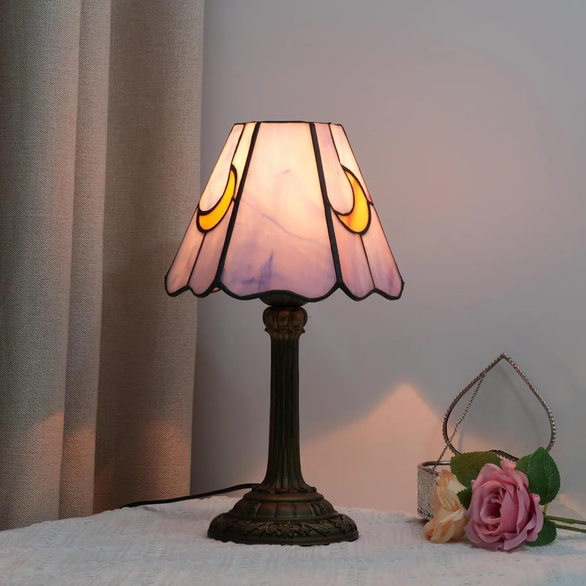 Tiffany Lamp Stained Glass Small Bedside Table - Image 3