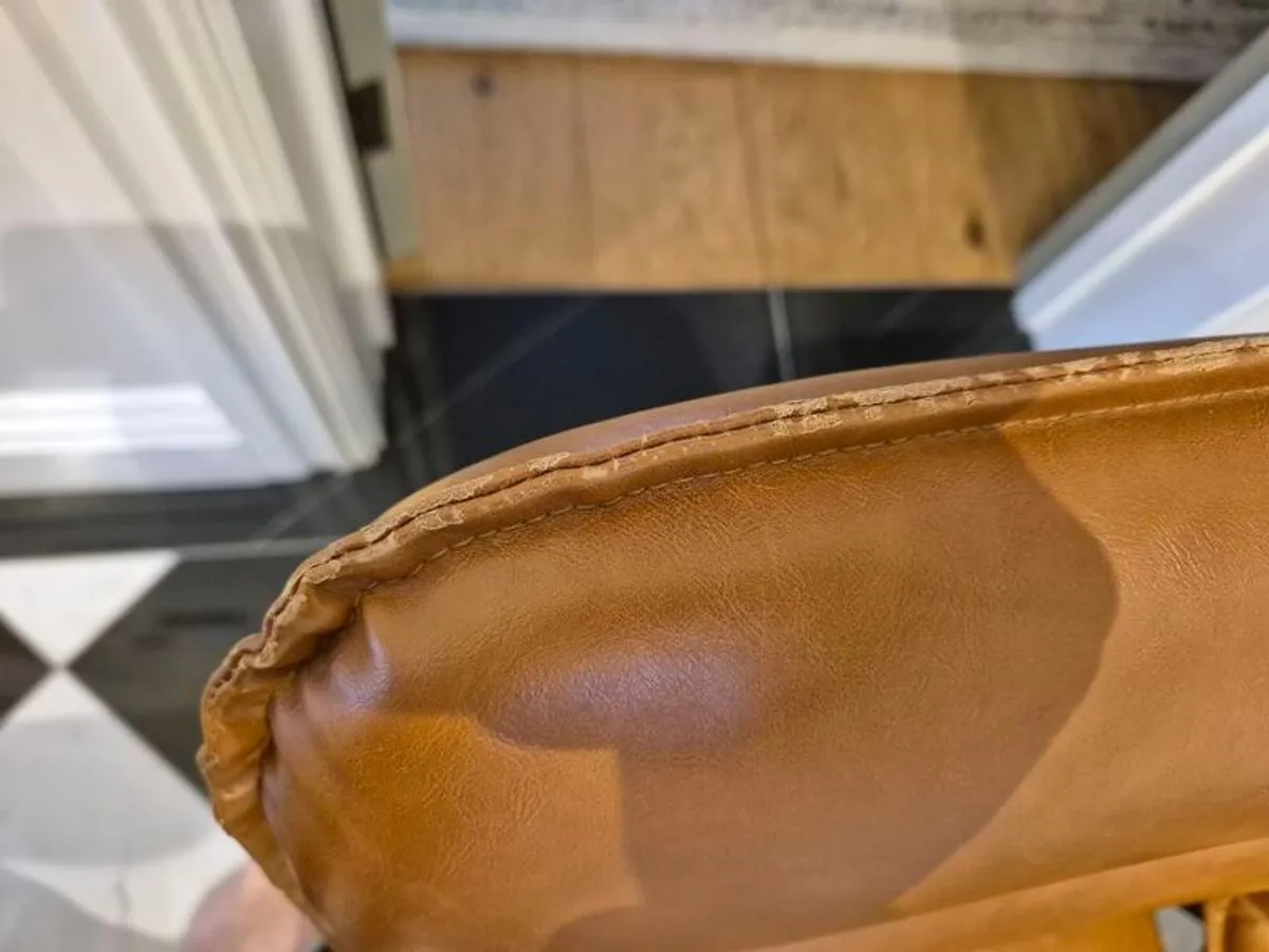 3X kitchen table chairs - Image 4