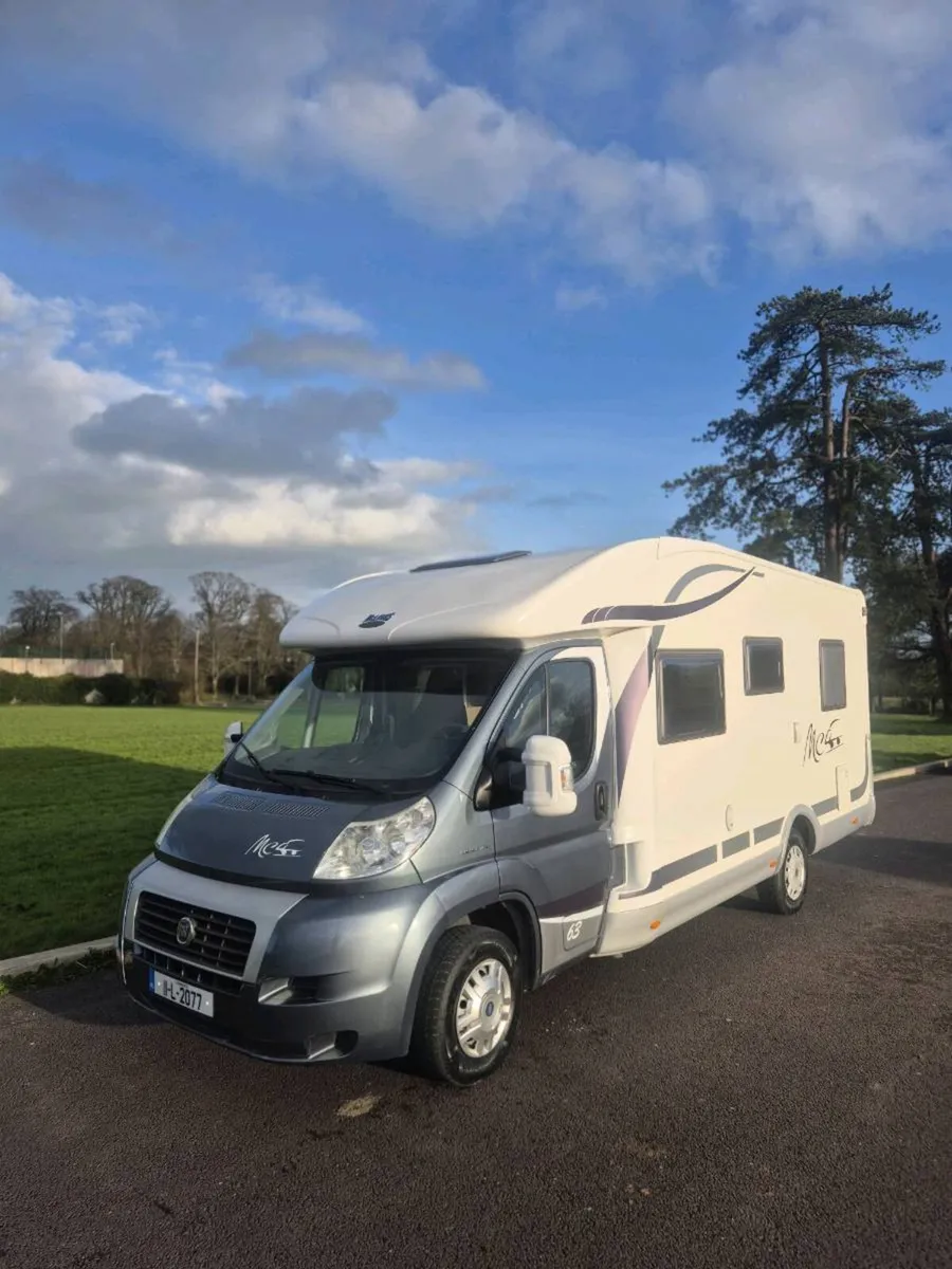 McLouis P700 Motorhome w/Drop down bed - Image 1