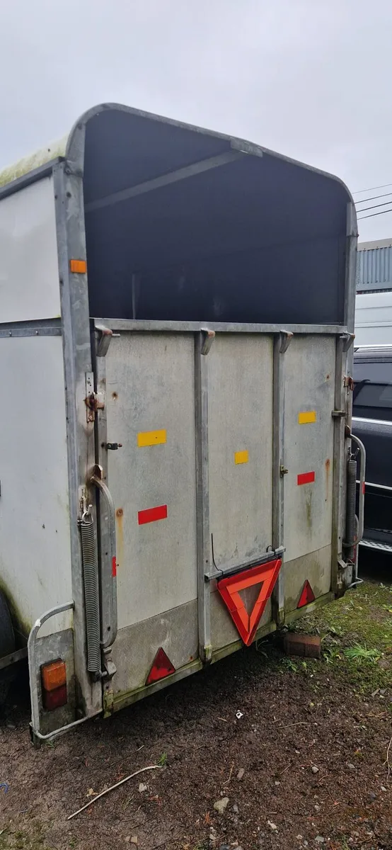 Horse box - Image 4