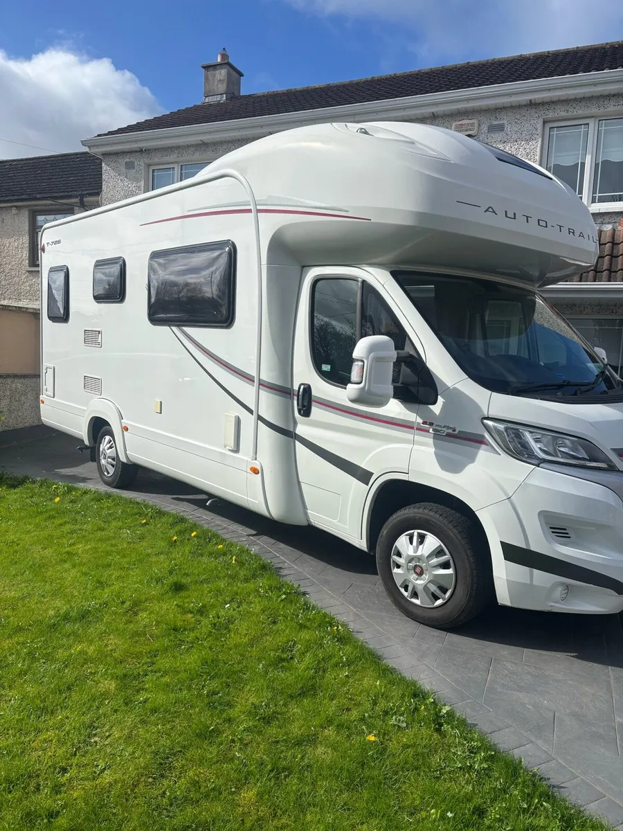 Camper Van - Image 3