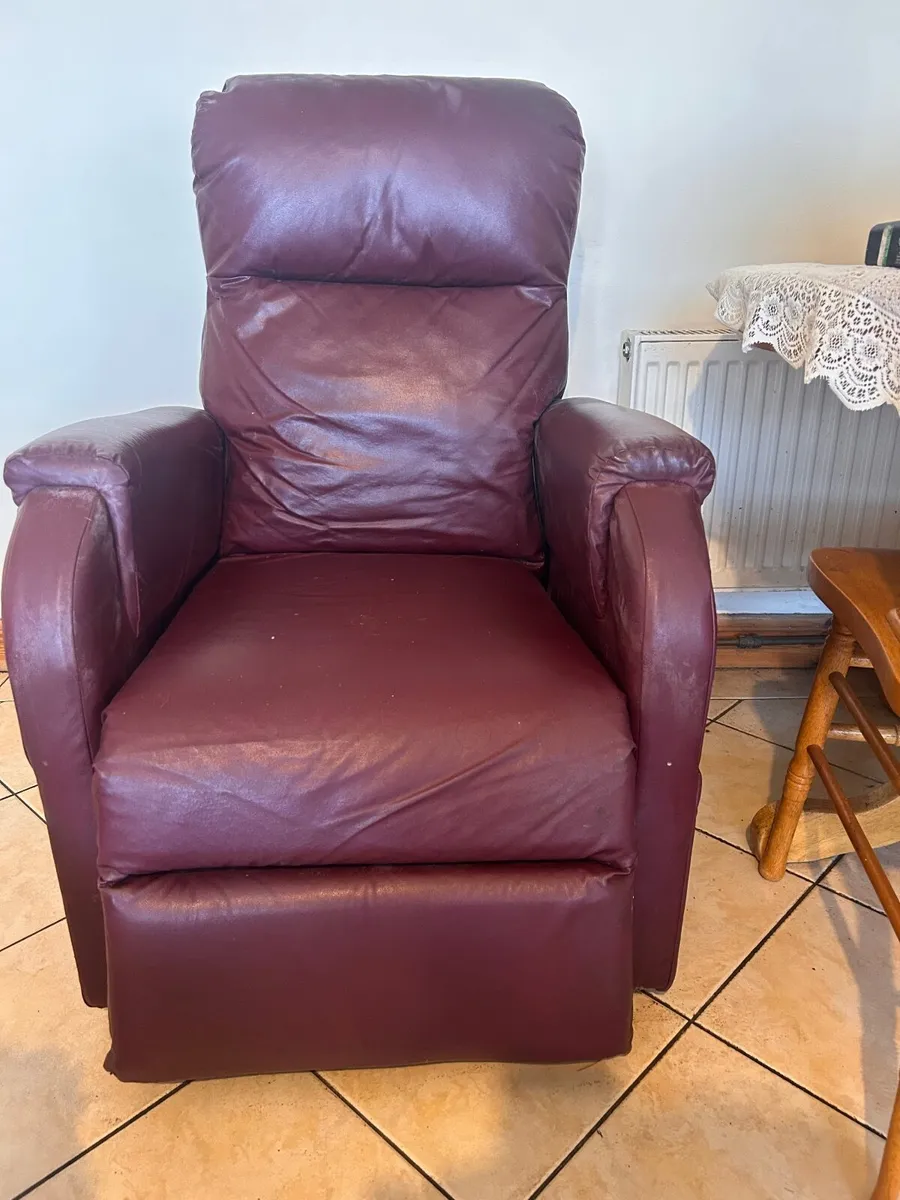 Electric recliner and sit to stand Chair - Image 4