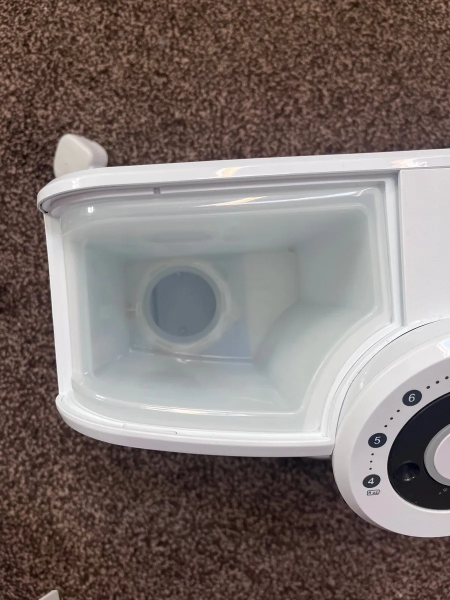 Tommee Tippee perfect prep machine - Image 1