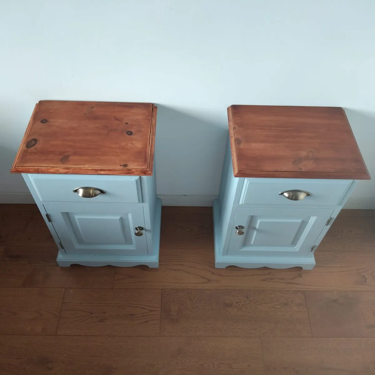 Bedside Lockers x2 - Image 4