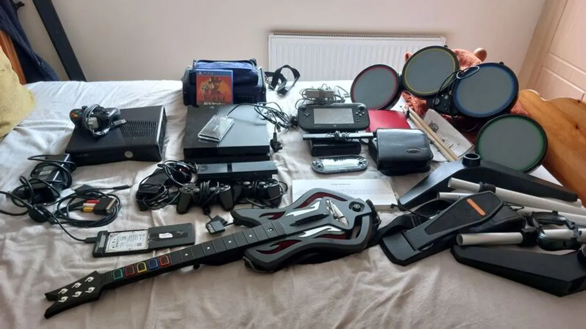 Xbox 360, Ps Vita, PS2, PS4, Wii U batch - Image 3