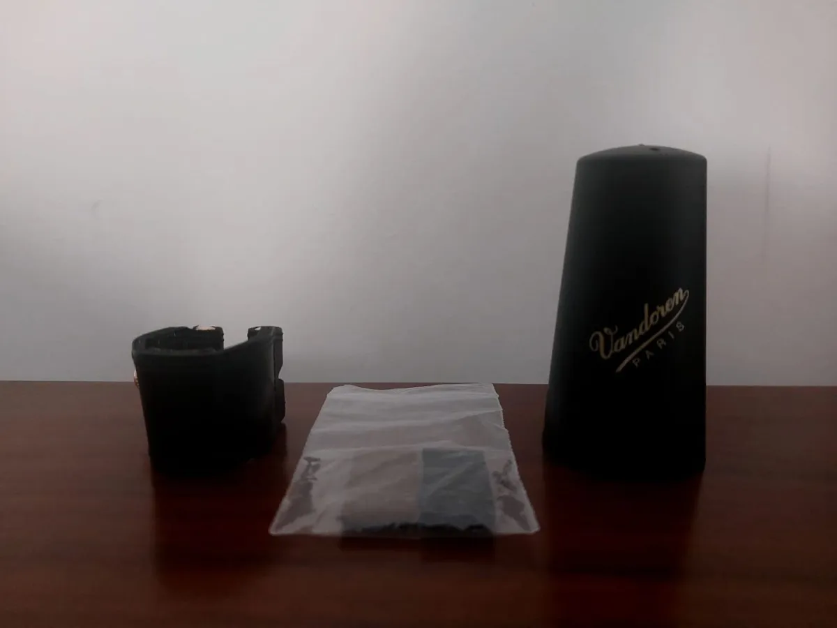 Vandoren Optimum Alto Sax Ligature - Image 4