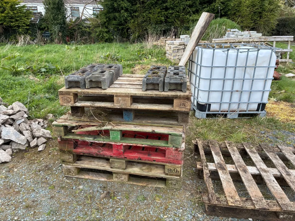 Building materialsSelection of items - Image 2