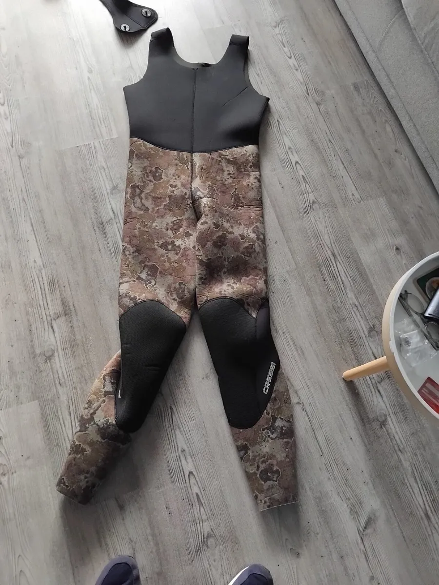 Wetsuit spearfishing. Open cell - Image 3