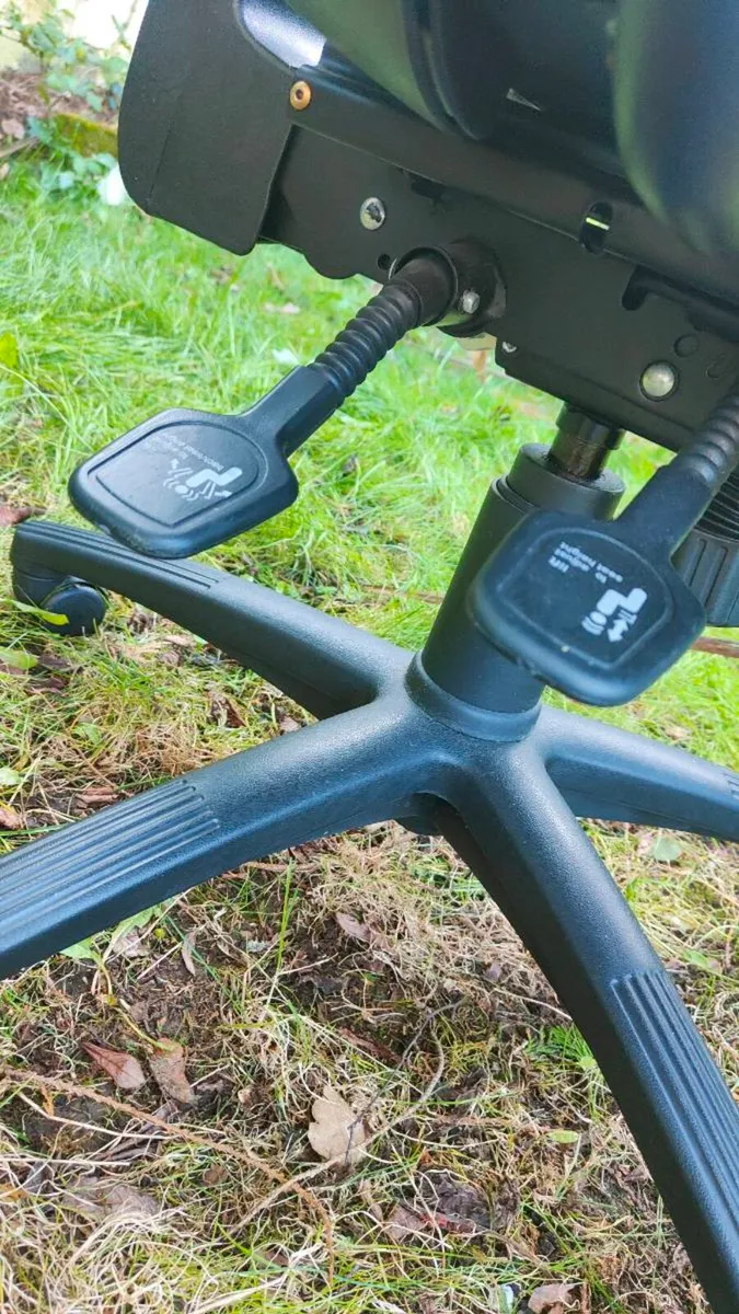 Adjustable back support office chair - Image 4