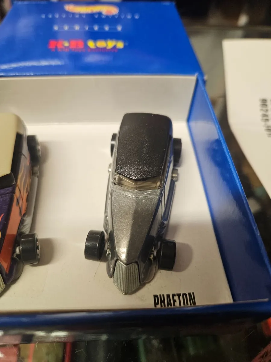 Corgi Hotwheels KB Toys Special Edition - Image 2