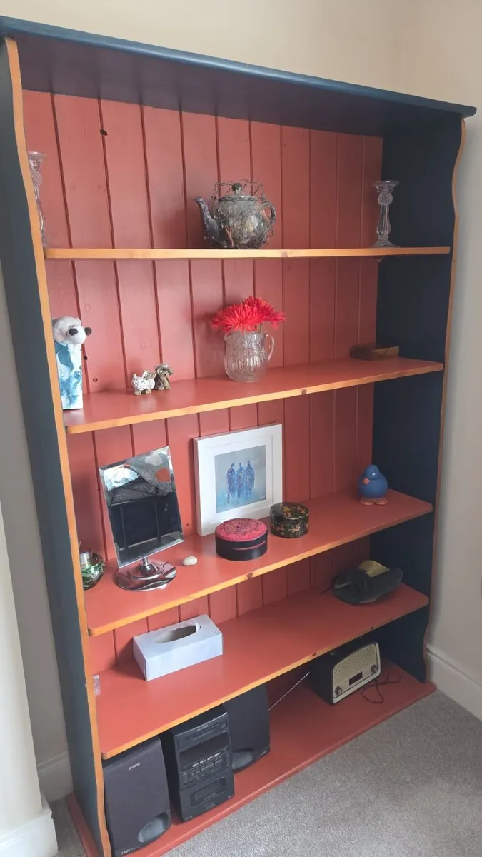 Free Furniture excellent condition - Image 3