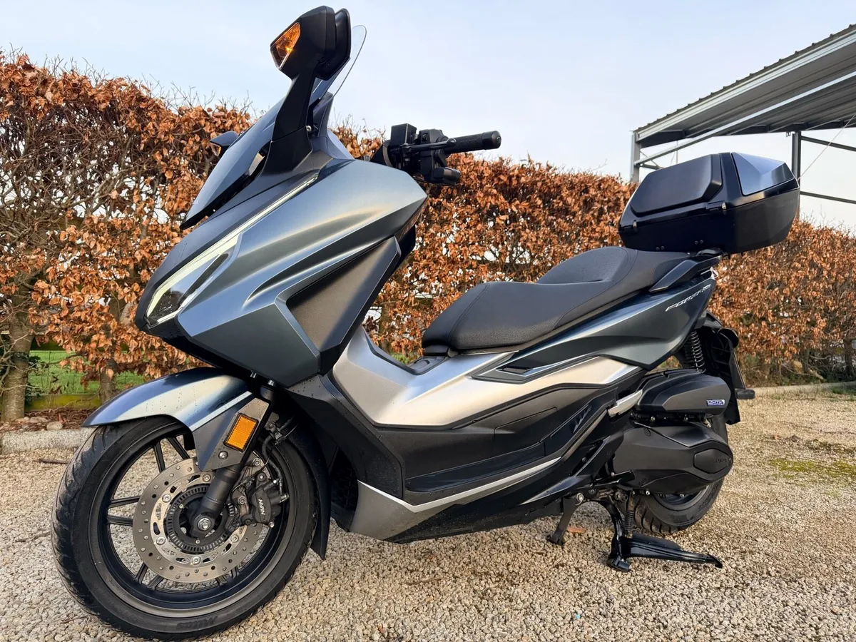 Honda Forza 350 - Image 2