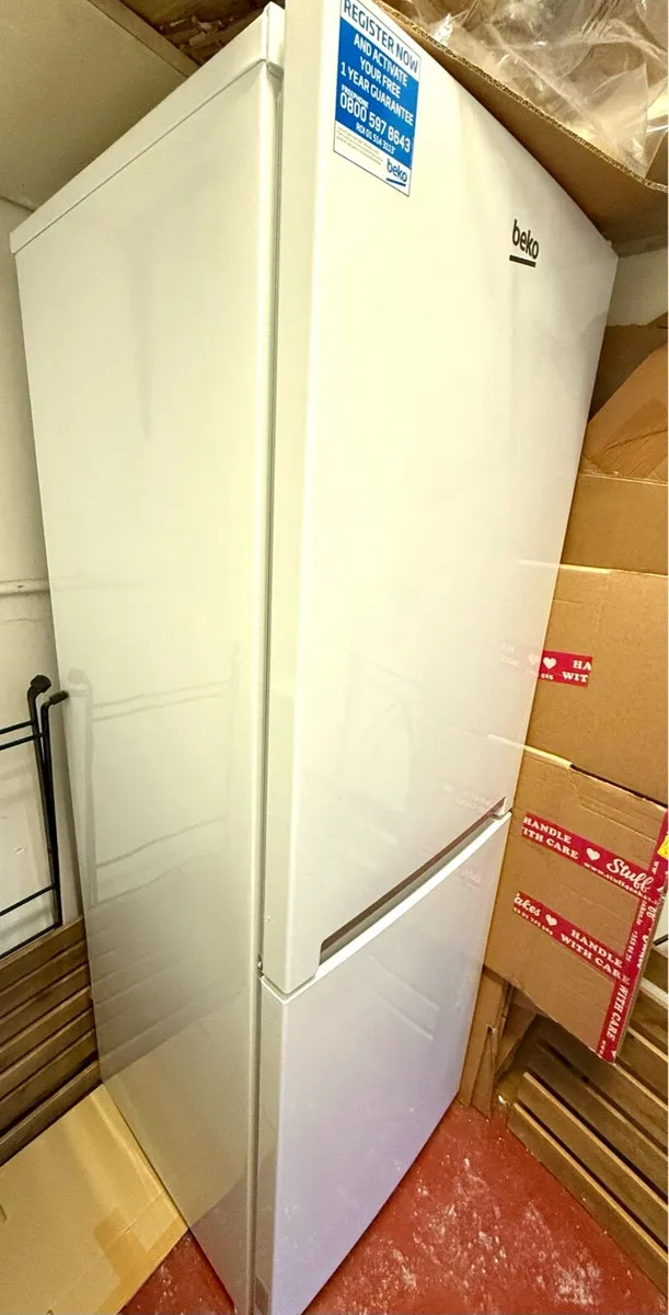 Beko Frost Free Fridge Freezer – CFG3552W – White - Image 2