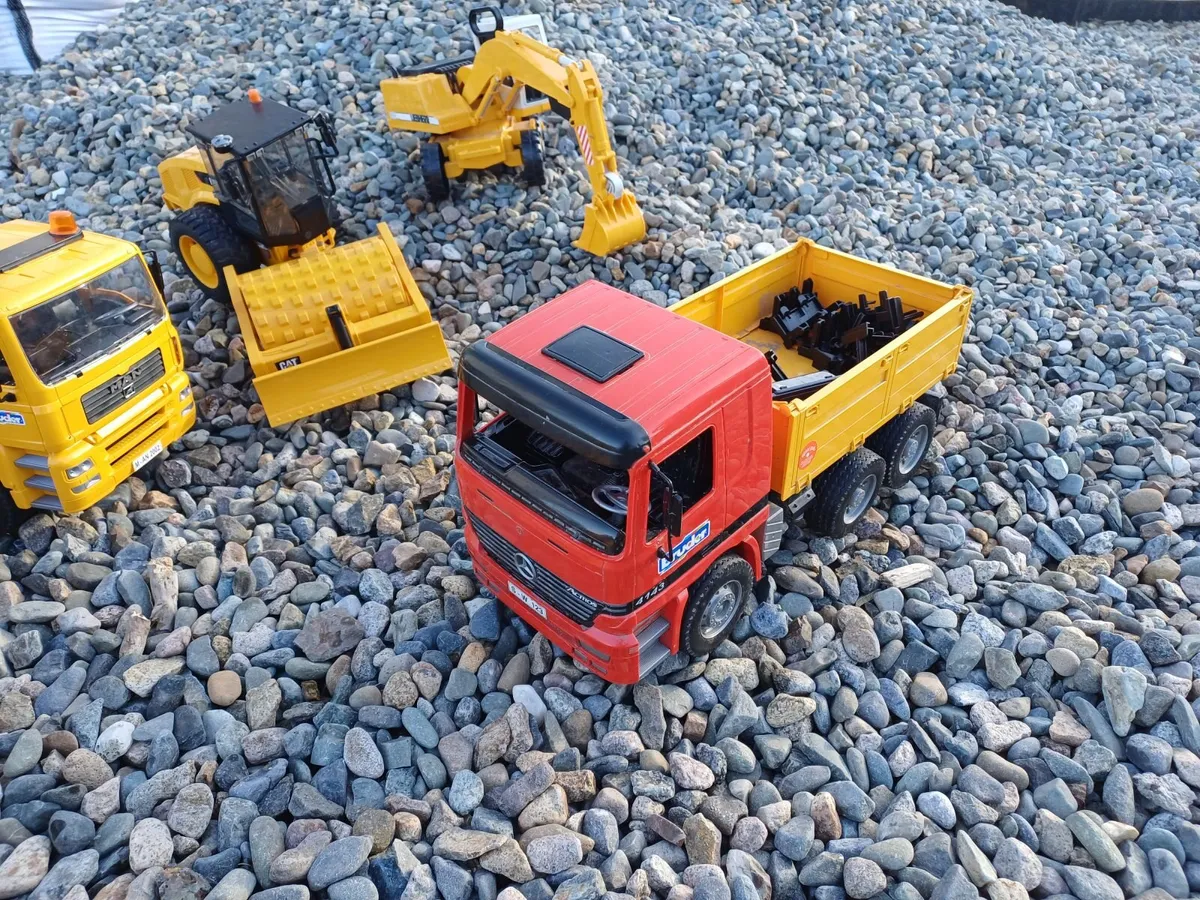 Bruder Construction toys - Image 3