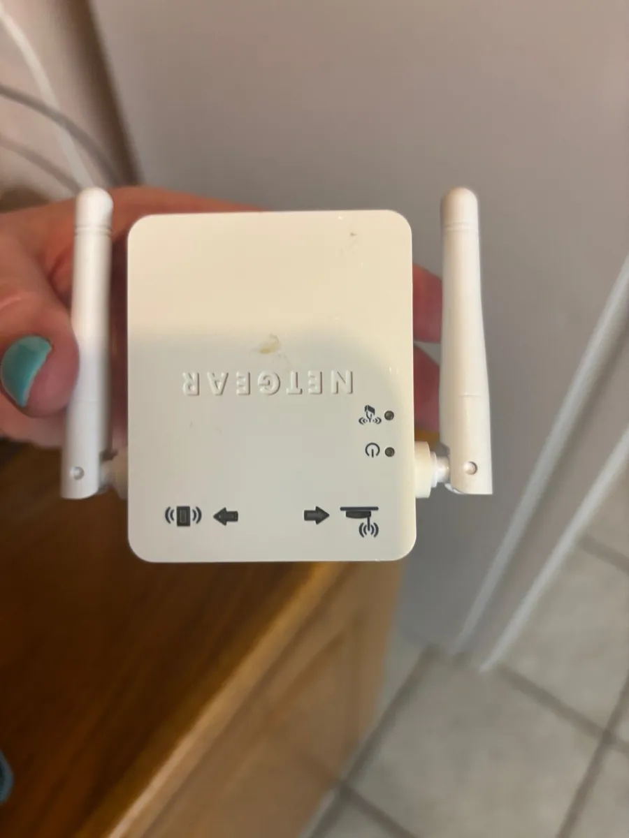 Net Gear Universal Wi Fi boosters - Image 2