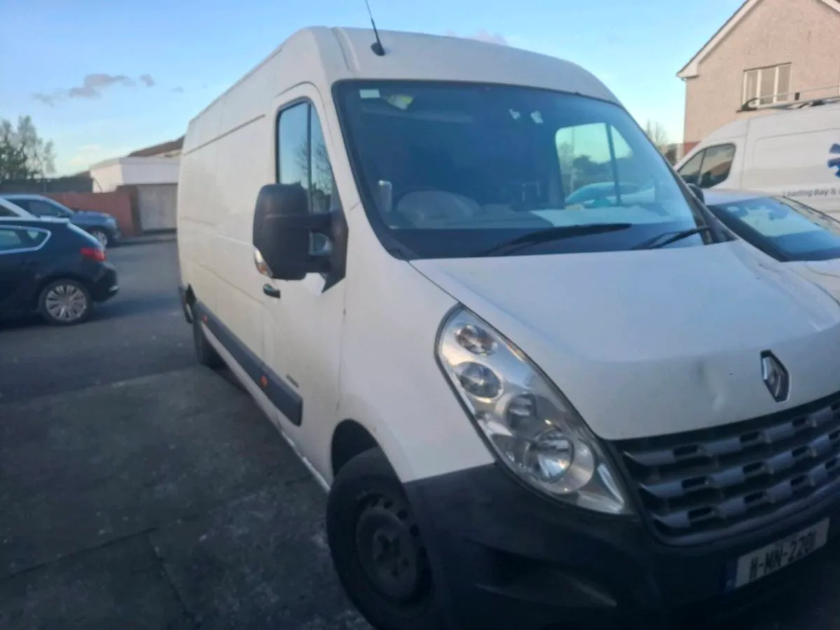 Renault Master lwb - Image 1