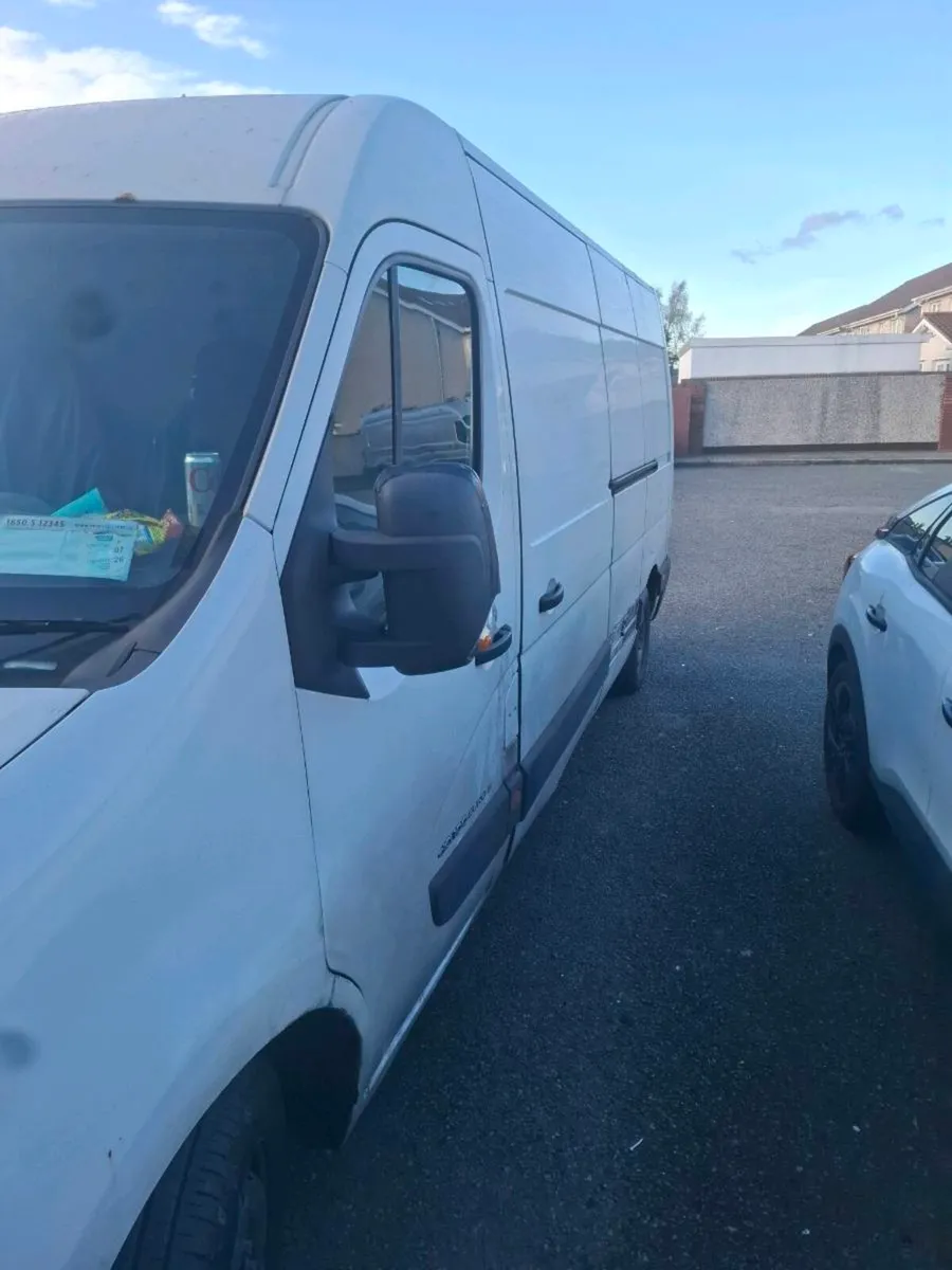 Renault Master lwb - Image 2
