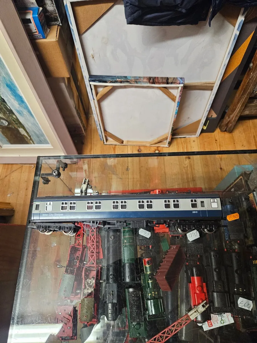 Hornby OO Gauge Carraige