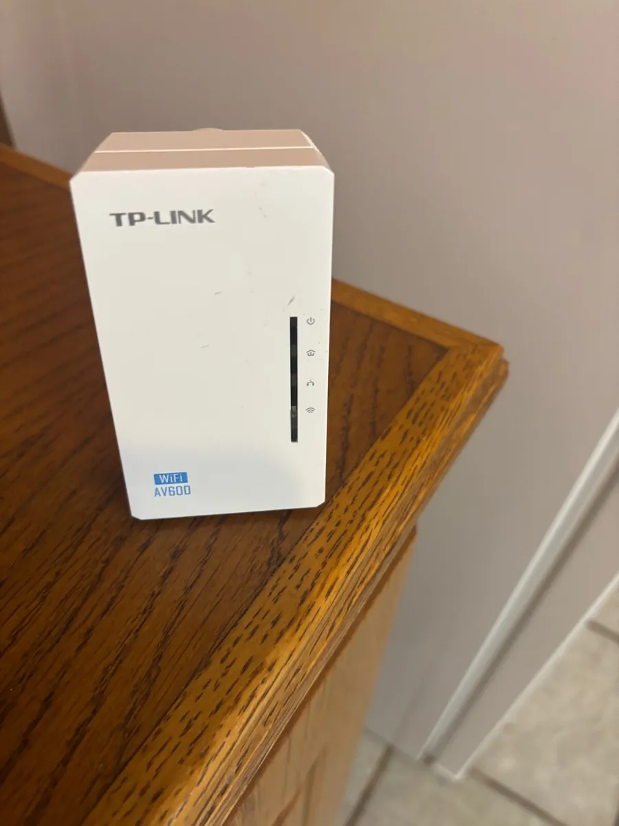 PT Link Wi Fi Booster - Image 1