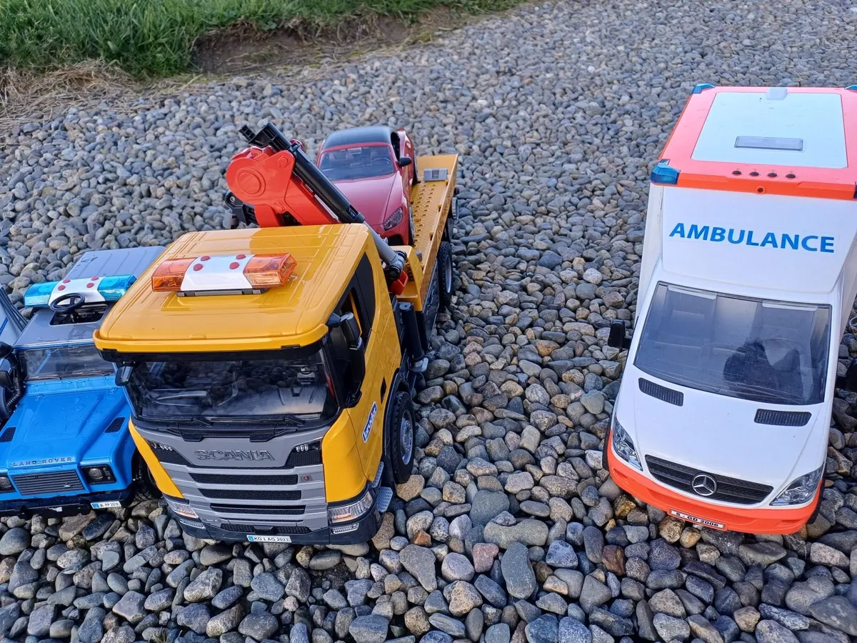 Bruder Toys - Emergency and Recovery services - Image 3