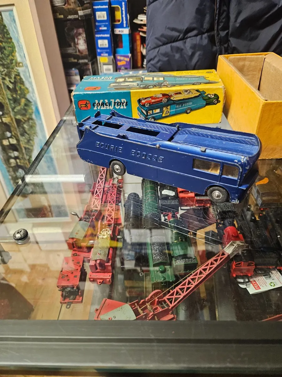 Corgi 1960's Car Racing Transporter - Image 4