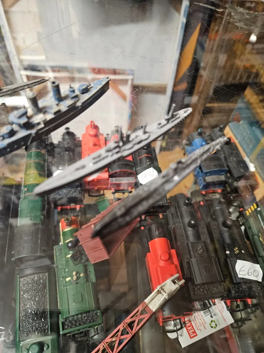 Dinky 1950's Die-cast Battleships Submarines - Image 2