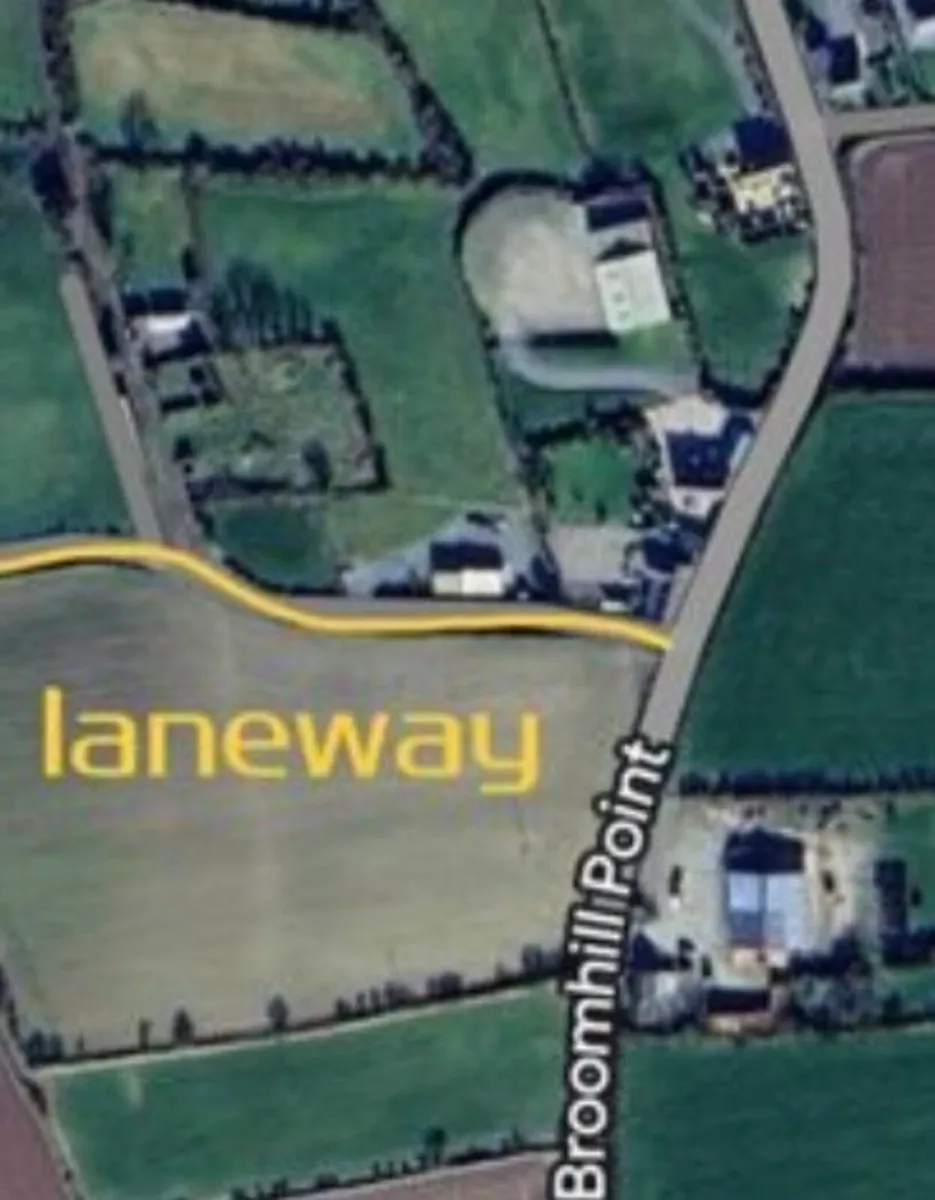 Wexford 3 acres. Private Lane NO ENTRY. - Image 1