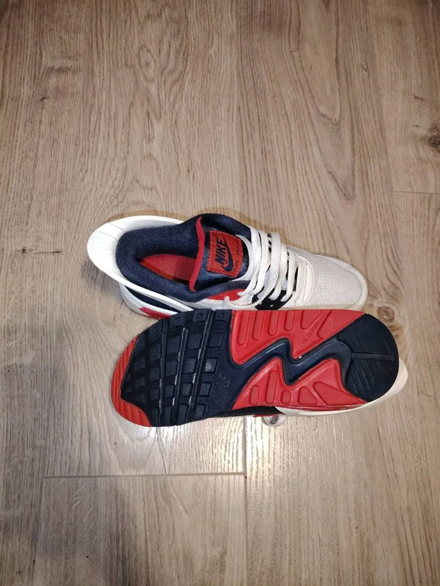 Nike Air Max Size 4 uk - Image 3