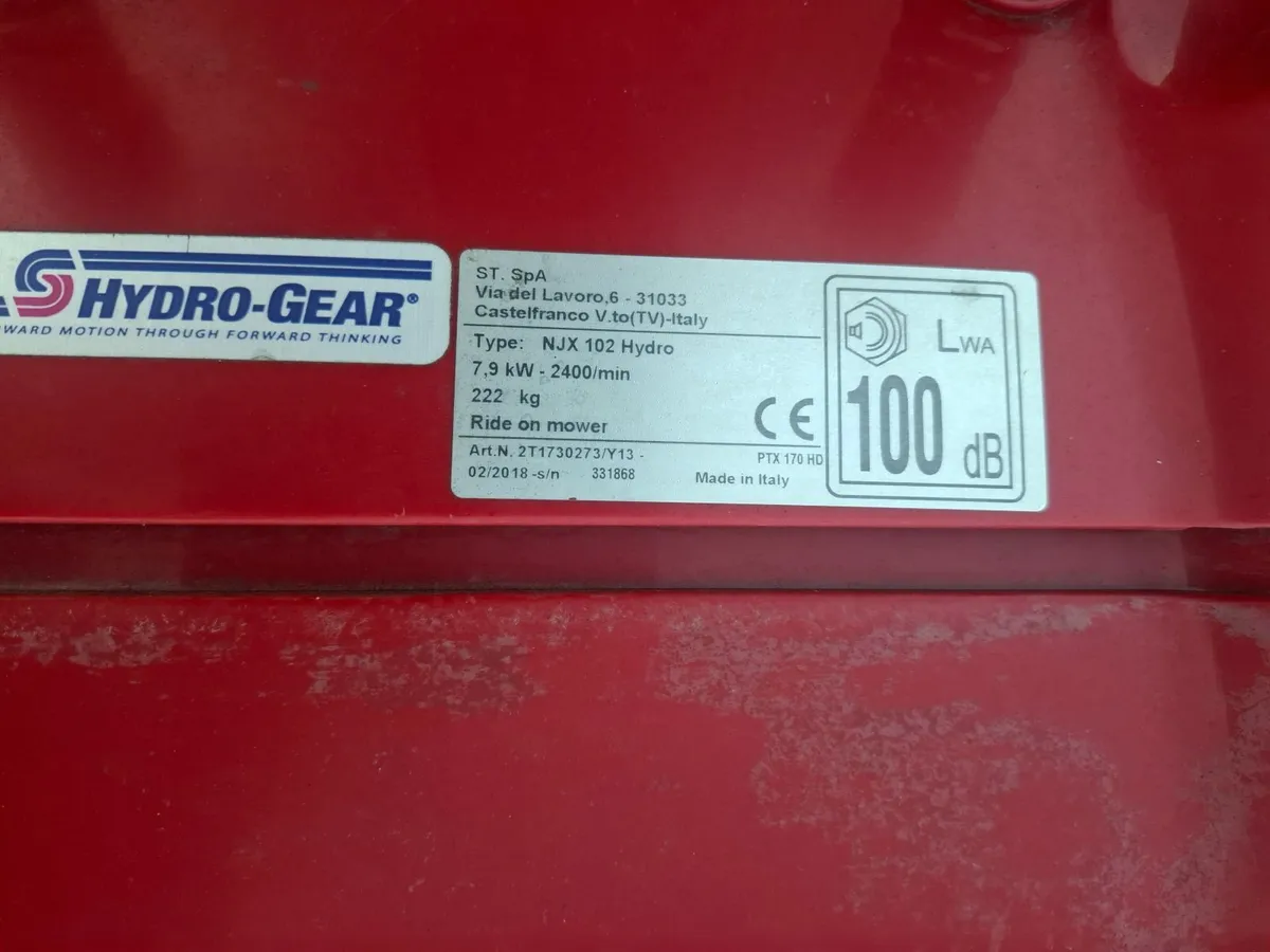 Castlegarden PTX 170 ride on mower - Image 3