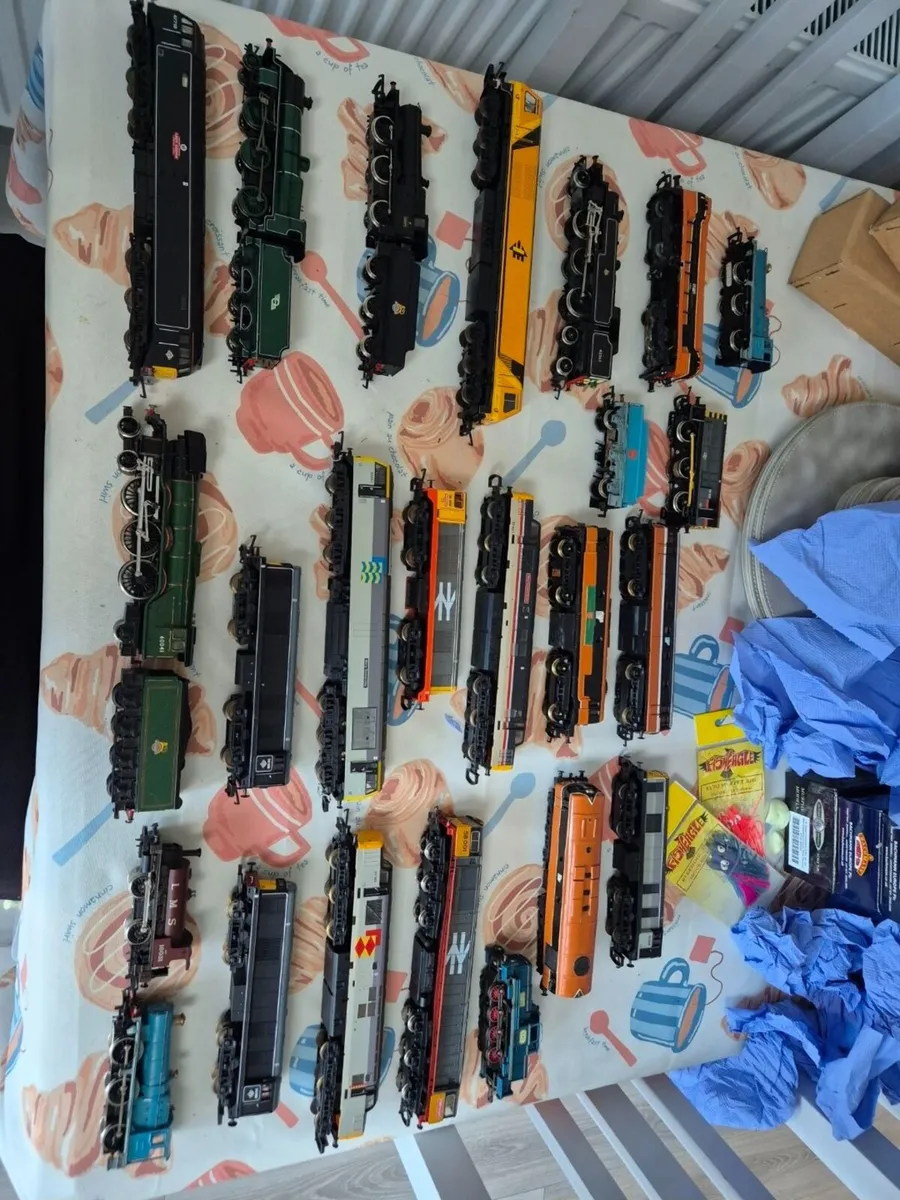 Model Railway Trains - Image 1