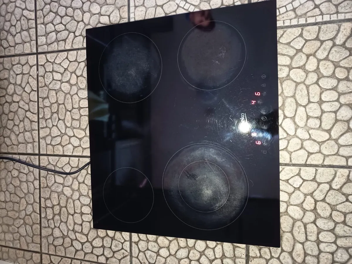 BEKO Ceramic Hob - Image 2