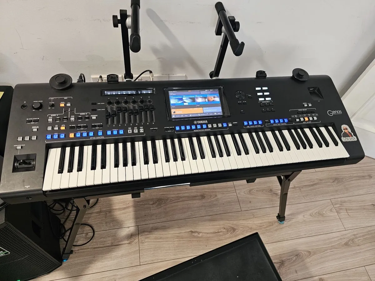 🎹 Yamaha Genos Keyboard for sale - Image 3