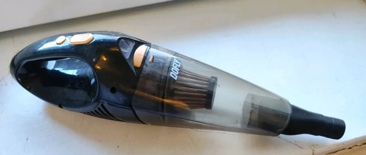 Cordless Vaccum - Image 1