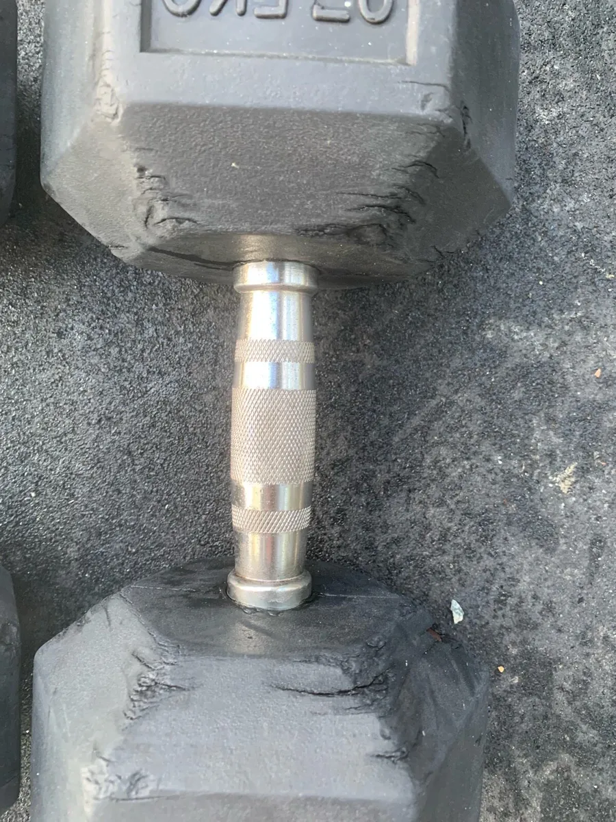 Dumbbells Rubber Hex 27.5kg - Image 4