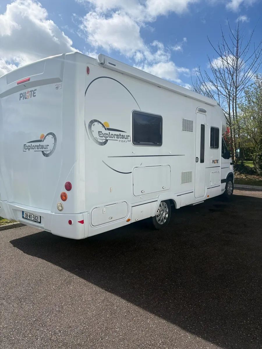 2008 Pilote Explorateur 715FJ - Image 1