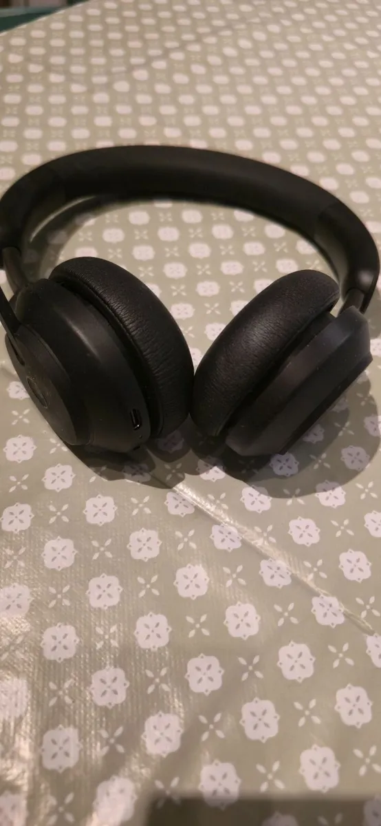 JABRA Evolve2 65 Top Class Headphones BLUETOOTH - Image 3