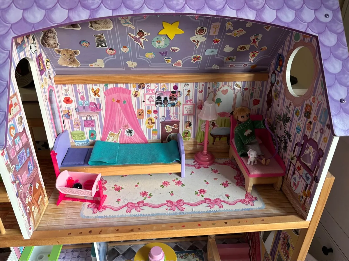 Dolls House - Image 3