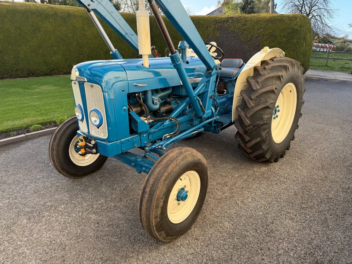 Super Major with loader - Image 3