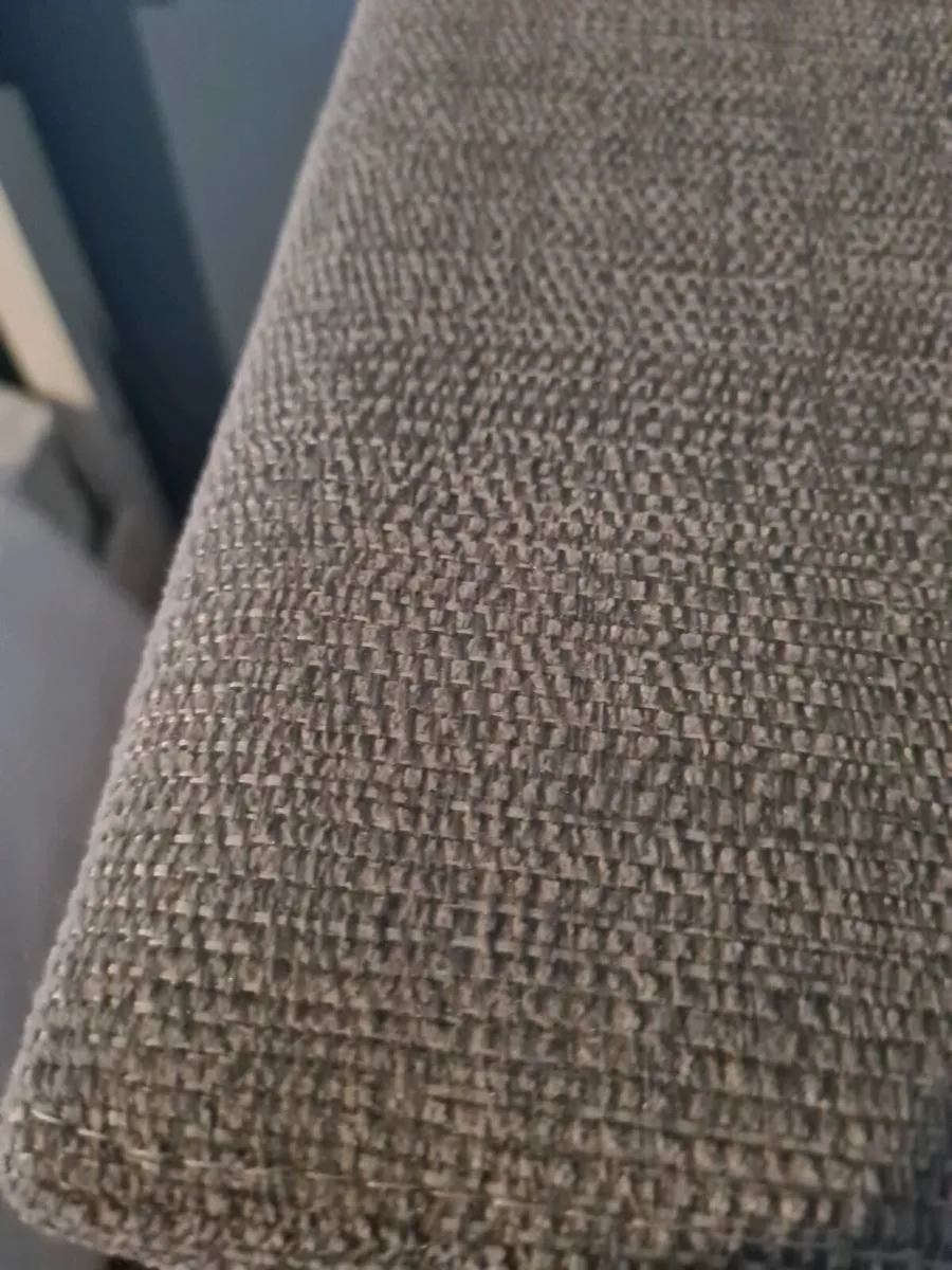 2 x 5 drawer bedroom chest of drawers - Image 2