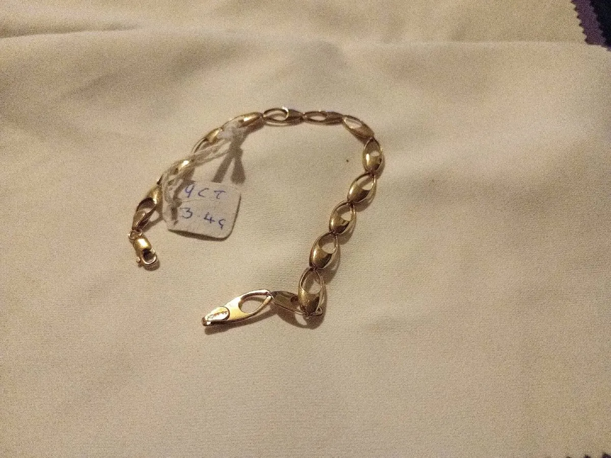 9ct teardrop bracelet - Image 2