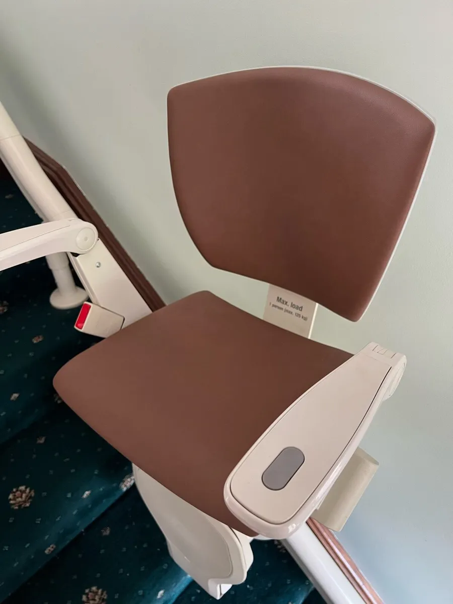 Otolift Air Stairlift - Image 2