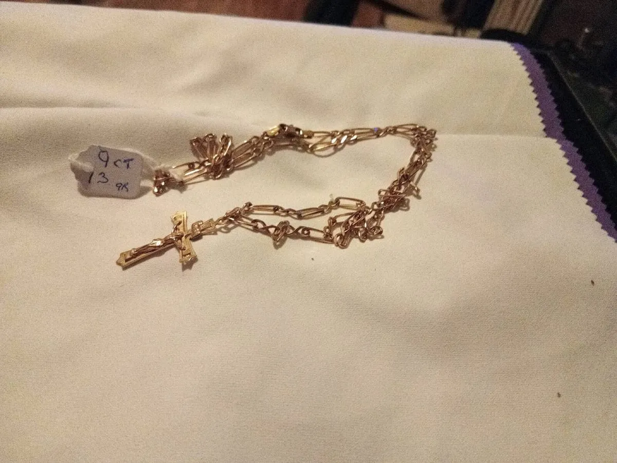 9ct 24 inch chain and cross - Image 2