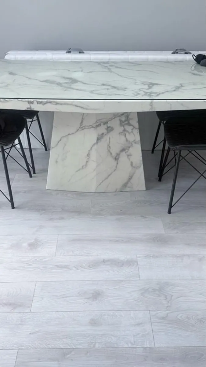 marble kitchen table - Image 3