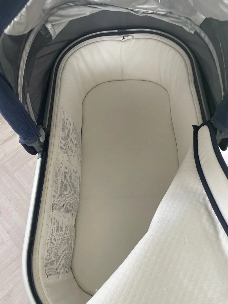 Uppababy Vista Buggy & Bassinet - Image 3