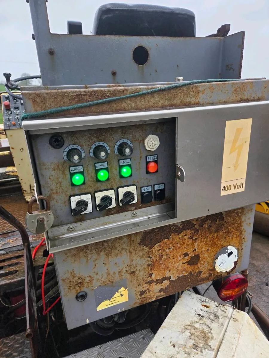 2005 ABG Tarmac spreader/paver - Image 3