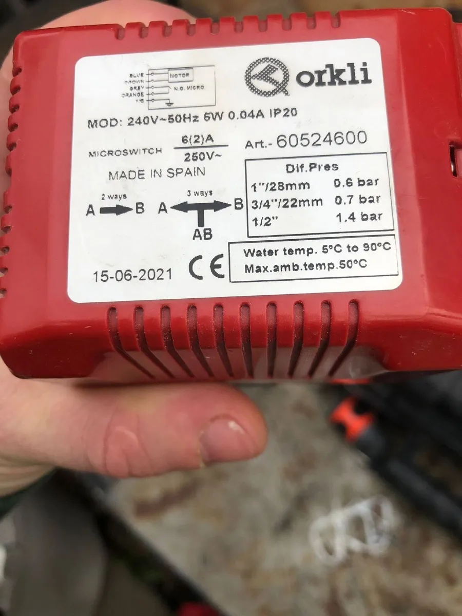 Motorised valve - Image 1