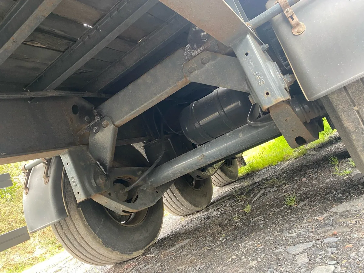 Flat trailer - Image 4