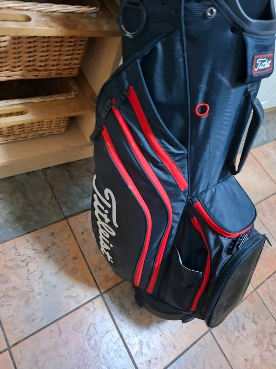 Titleist golf bag - Image 2