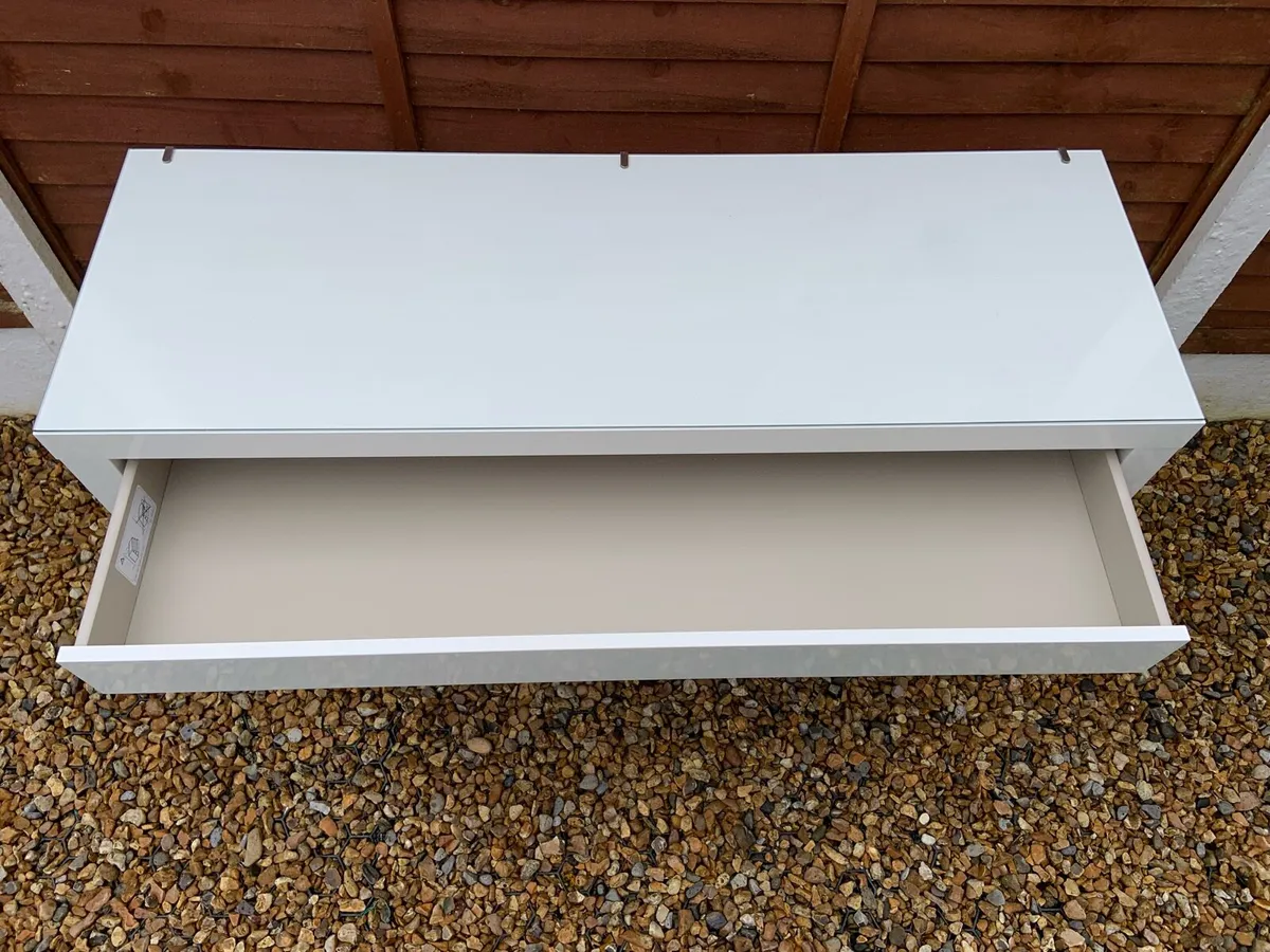 Dressing Table - Image 3