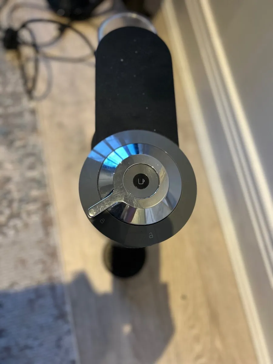 Nespresso Vertuo Next coffee machine - Image 2